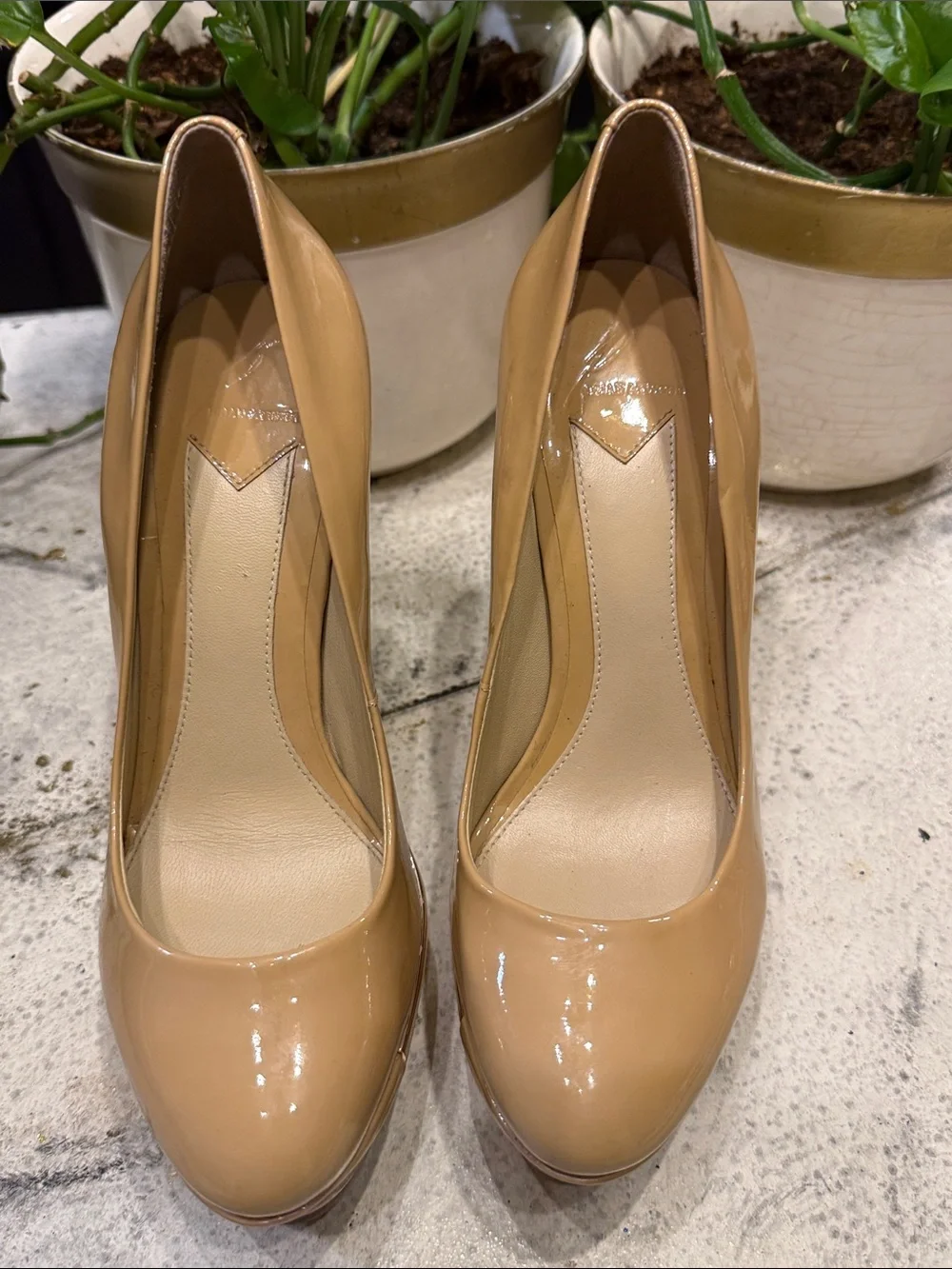 B Brian Atwood Nude Patent Platform Pumps with metallic Trim size 6